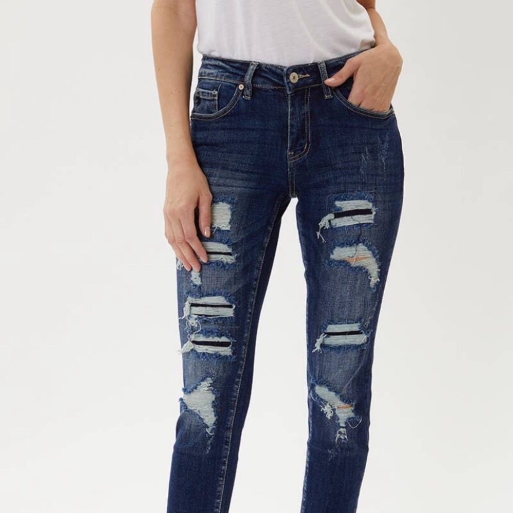 Kan Can KC5050D Mid-rise Distressed Super Skinny Jean